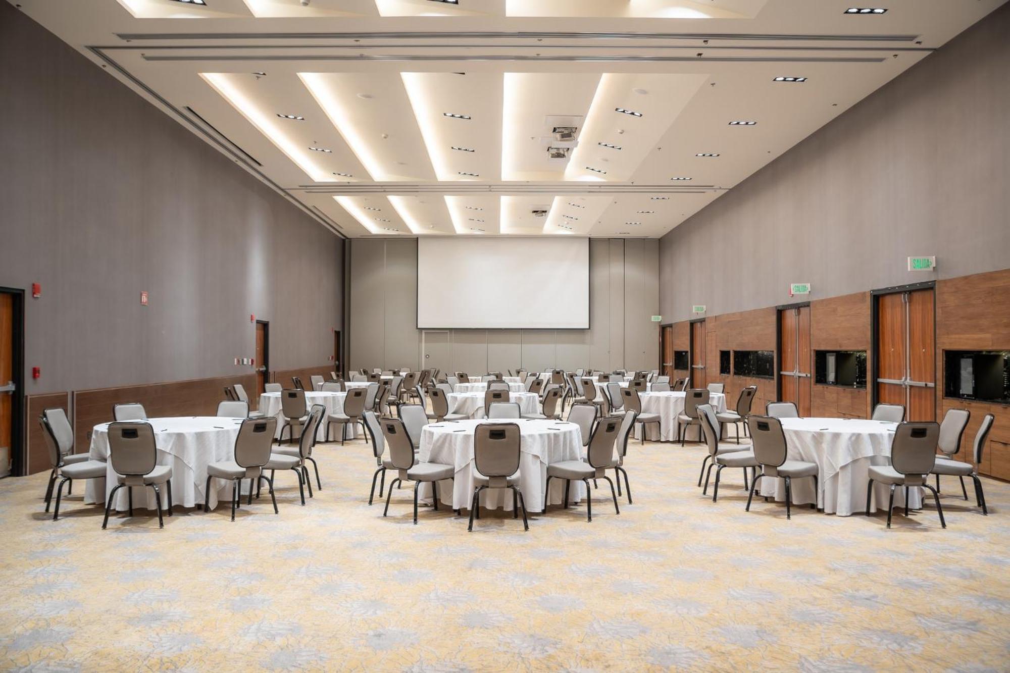 Fiesta Americana Viaducto Aeropuerto Mexikóváros Kültér fotó The ballroom at the hotel